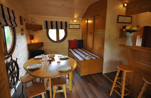 Voussac House | La Cabane De Sam