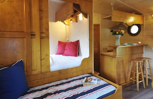 Voussac House | La Cabane De Sam