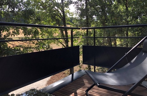 Jayac Cabin | LA CABANE DES NOYERS