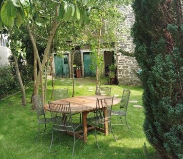 Pont-d'Ouilly House | La cabane des pêcheurs