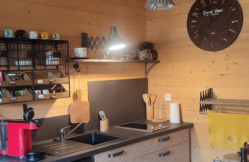 Laval Cabin | LA CABANE DU BON CHEMIN, SPA