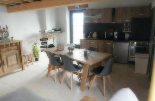 Flines-les-Mortagne House | La cabane du chasseur