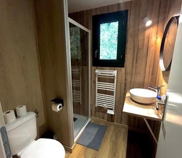 La Ferte-Saint-Aubin Cabin | La cabane du Château