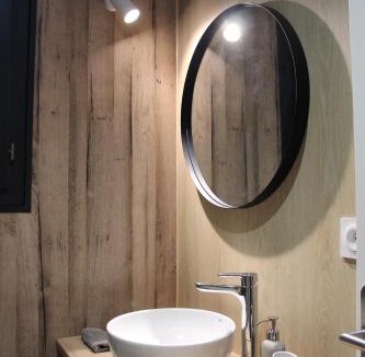 La Ferte-Saint-Aubin Cabin | La cabane du Château