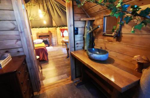 Tournes Ski Chalet | La cabane du Nuton Ardennais