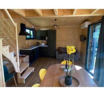 Bressuire Ski Chalet | La Cabane du Petit Moulin