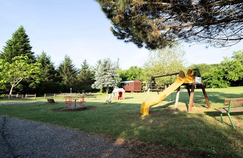 Chamberet Cabin | La Cabane Forestière sleeps 4