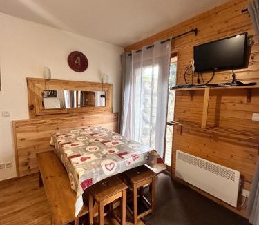 Chamrousse Apartment | La Cabane