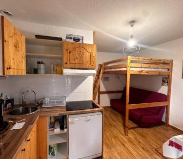 Chamrousse Apartment | La Cabane