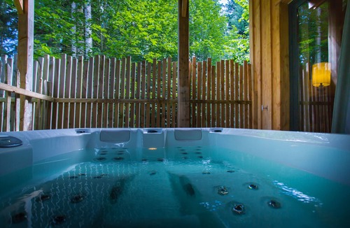 Fournet-Blancheroche Cabin | La Cabane Comtoise Duo Spa