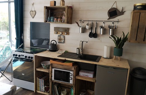 Le Thoureil Cottage | La Cabane Bois des Roses
