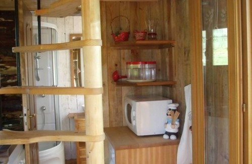 Saint-Dier-dʼAuvergne House | La Cabane Dans les Arbres