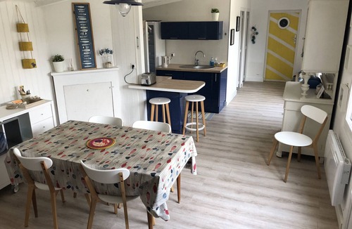 La Cotiniere Ski Chalet | La Cabane de pêche de la Cotinière