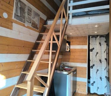 Beaumont-sur-Oise Apartment | La cabane Insolite