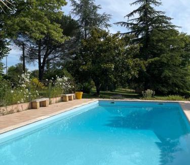 Urgosse Bed & Breakfast | La Cabane Lacourrège