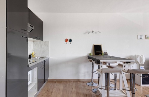 Chasseneuil-du-Poitou Apartment | La Cabano’scope Apartment – Aquatis Residence