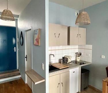 Boulogne-Centre Apartment | La Cabine 17 - Studio Cozy - Centre-Ville & Plage