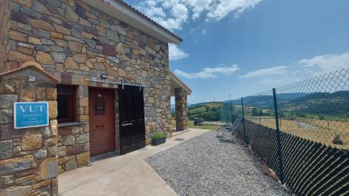 Neril House | La Cabra Trepadora