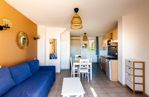 Cabries Apartment | La Cabre d'Or - Duplex climatisé avec piscine partagée