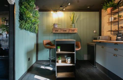 Pontivy Apartment | La cachette du Couvent, balnéo, patio