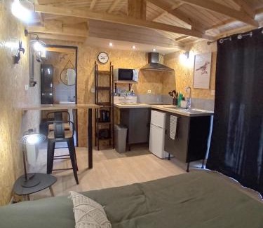 Bellebrune House | La cachette du G