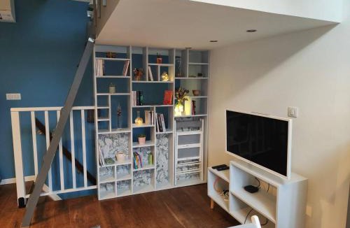 Saint-Amand-Montrond Apartment | La Cachette d'Ernest