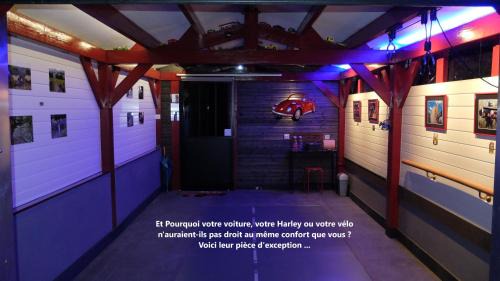 Saint-Eloy-les-Mines Bed & Breakfast | La Cadanise, Suite Étoilée