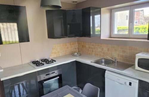 Fontaine Apartment | La Cadole House surrounded by a vineyard. Panoramic trails.