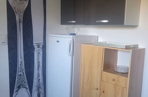 Fontaine Apartment | La Cadole House surrounded by a vineyard. Panoramic trails.