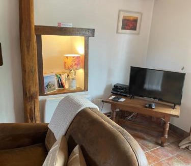 Saint-Hilaire-du-Harcouet House | La Cahudiere