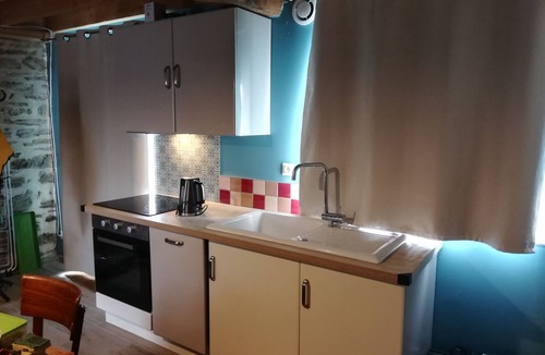 Crasville House | La Cahutte de la Maison Malherbe