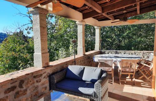 Chassiers House | La calade de Joux