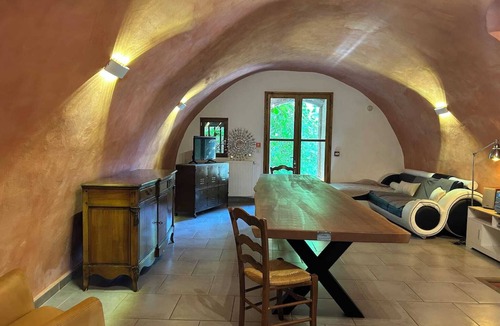 Castellane House | La Calade