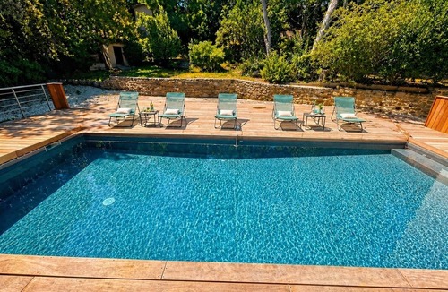 Montferrier-sur-Lez Villa | La Calade: Villa in the shade of oak trees
