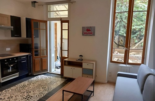 Hyeres City Centre Apartment | La Calme Terrasse