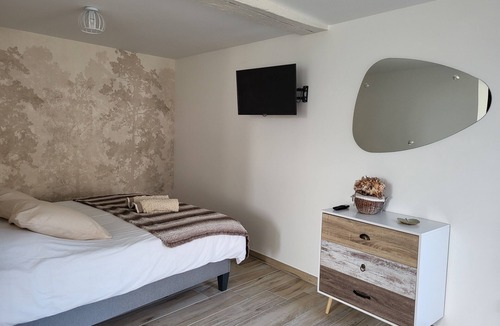 Theneuil Bed & Breakfast | La Campagnarde guest room