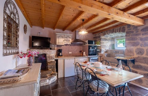 Villeneuve House | La Campone 2/4 persons