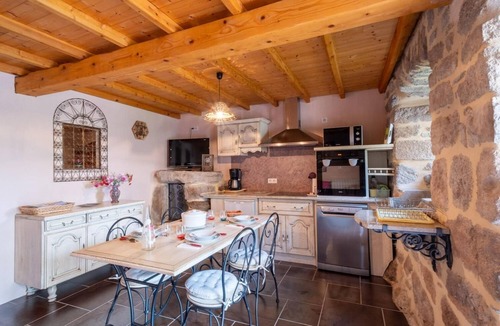 Villeneuve House | La Campone 2/4 persons