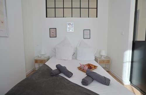 Centre Deux Apartment | La Campus Douillet