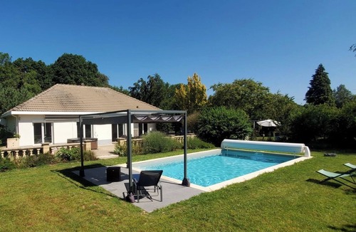Saint-Philbert-sur-Risle House | La Canopée - Family villa with heated pool