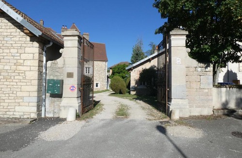 Paroisse Saint-Augustin-de-Chaux Apartment | La Canetterie