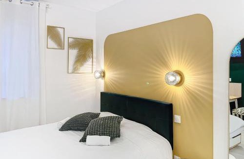 Metz Apartment | La Canopée - studio - Netflix