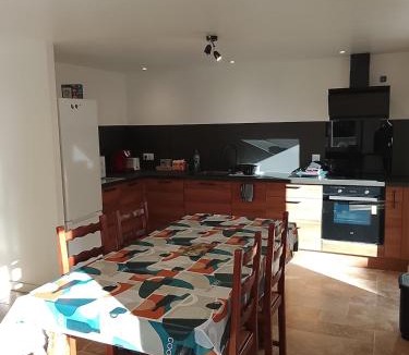 Savignac-les-Ormeaux Apartment | La Capelette