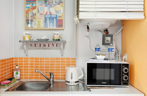 Beausejour Bed & Breakfast | La Caravelle - Courteline Guest Room with Shared Terrace and Wi-Fi
