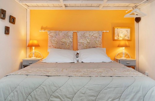 Beausejour Bed & Breakfast | La Caravelle - Courteline Guest Room with Shared Terrace and Wi-Fi