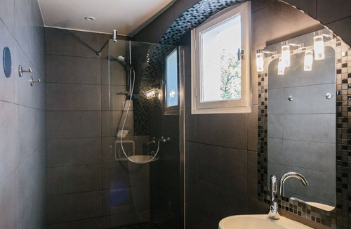 Ciboure Hotel | La Caravelle