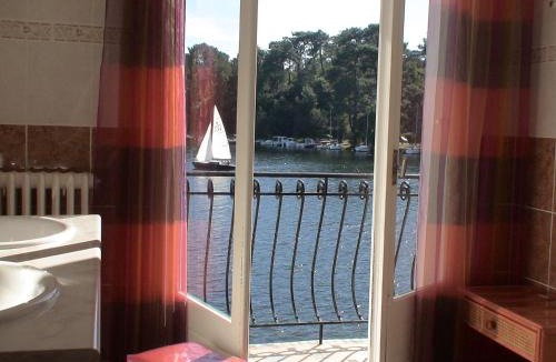 Biscarrosse Hotel | La Caravelle Logis