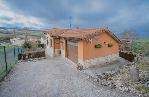 Cardenuela Riopico House | La Cardeñuela