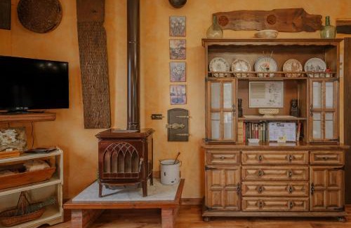 Cardenuela Riopico House | La Cardeñuela