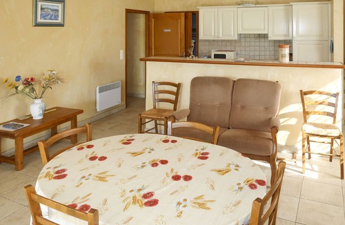 Grillon House | La Cardeline by Interhome